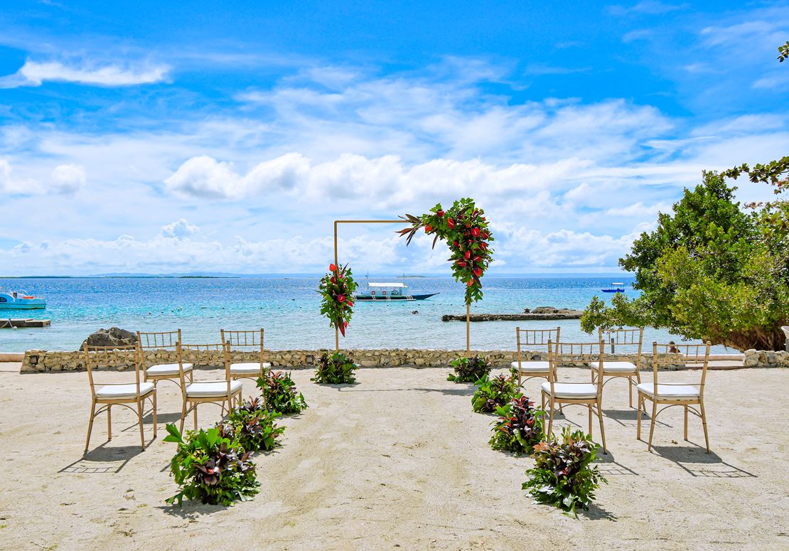 Plantation Bay Resort and Spa Oceanfront Classic Wedding & Party｜Oceanfront Classic Wedding & Party<br>　（オーシャン・フロント<br>クラシック・ウェディング & パーティ）