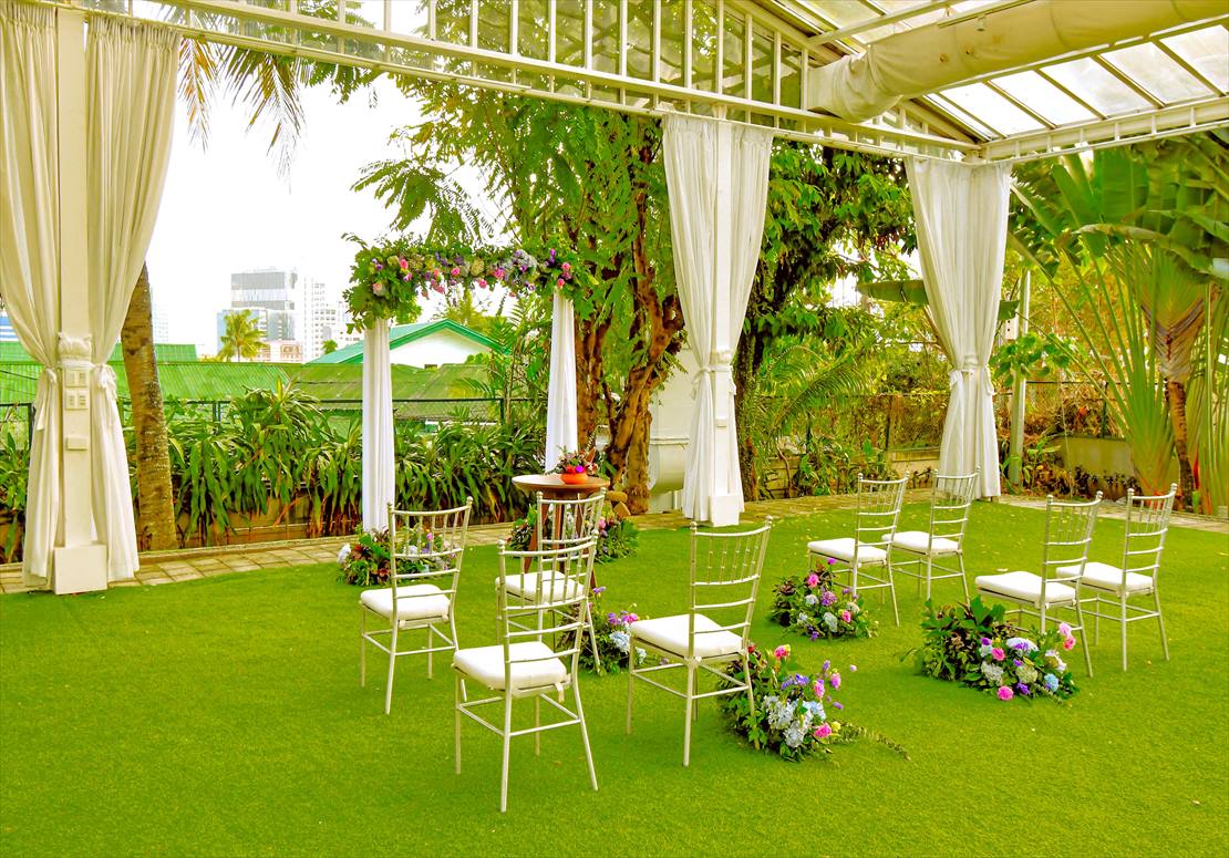 Tropical Jungle Wedding<br>at Dome